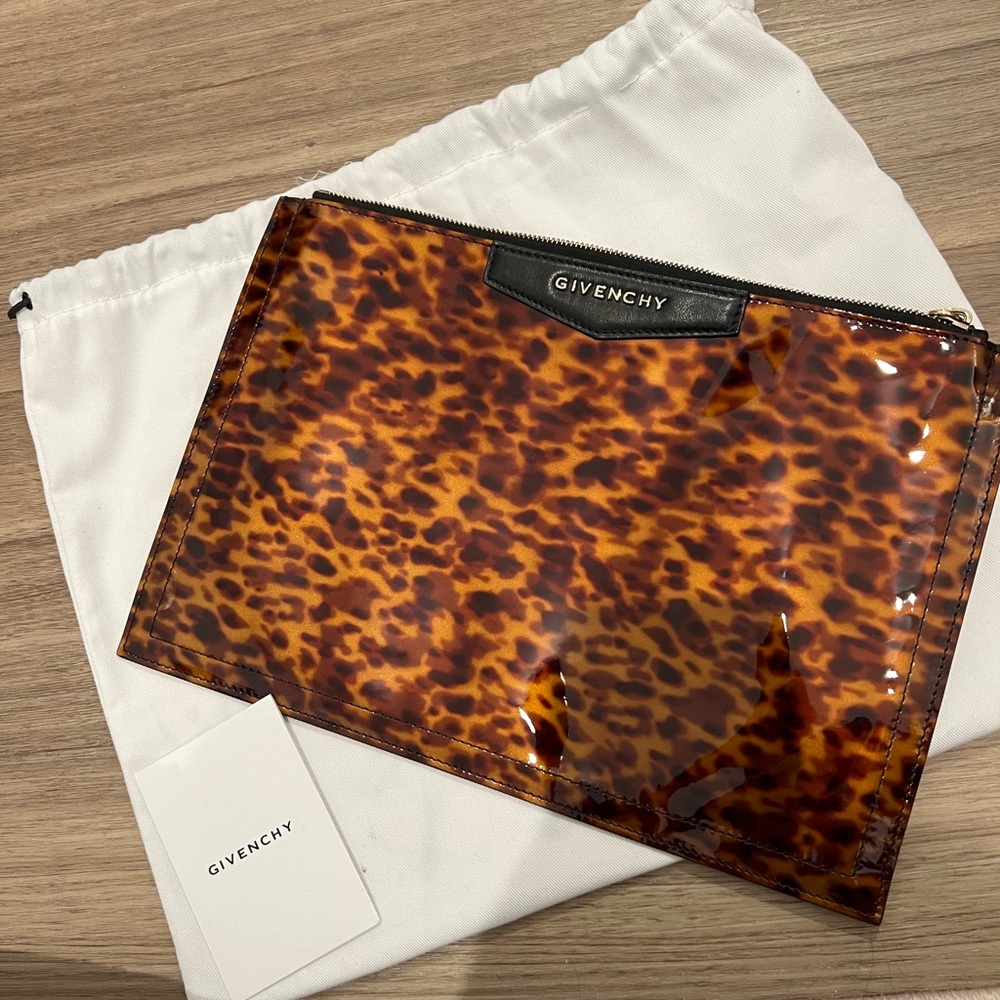 Givenchy Antigona Clutch